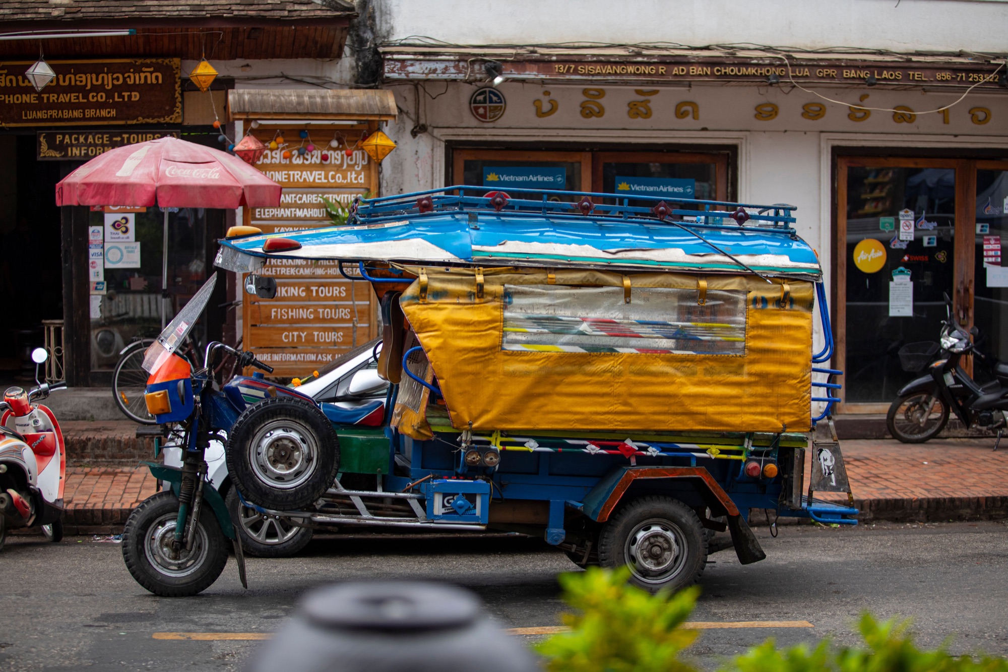 Tuk-tuk dans les rues de Luang Prabang